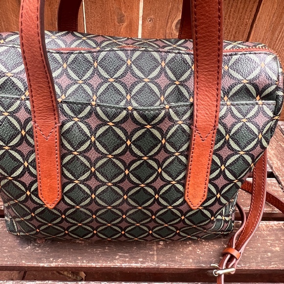 Fossil Green Print Bowler Bag with Matching Zip Around Clutch Wallet Set - Picture 3 of 11